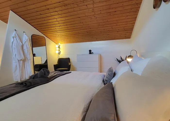 Lakeview Loft*lake/ferry Access* Lejlighed *
